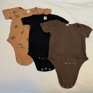 Kate Quinn | Bundle of 3 Short Sleeve Lap Neck Bodysuits | 6-12 months
